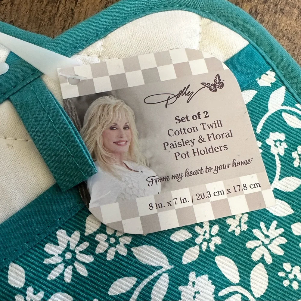Dolly Parton Set of Floral Paisley Pot Holders & Cotton Twill Ruffled Half Apron